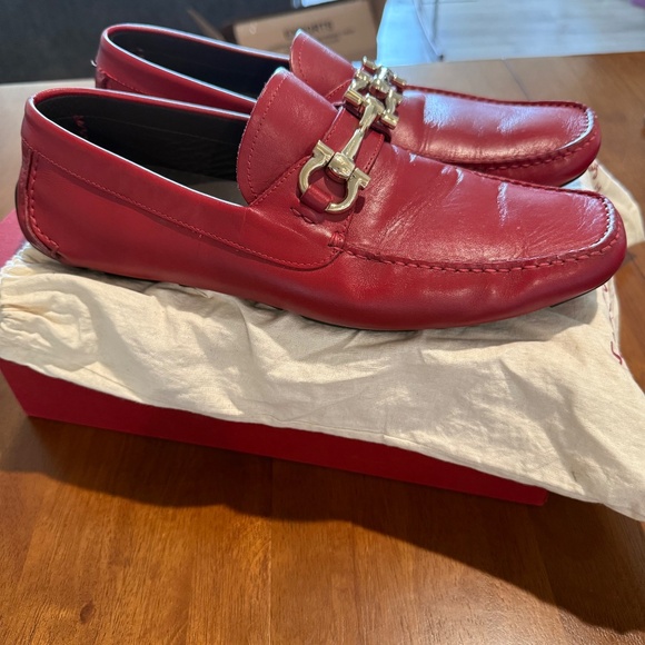 Ferragamo - Men Driver with Gancini ornament Red Size 11.5 - Picture 4 of 8
